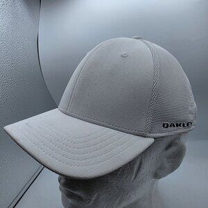 Oakley Mens L/XL White Hat Cap Casual Outdoors Lightweight Summer Winter